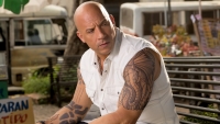 Dinosaurussen vreten oude hit van Vin Diesel op aan de box-office