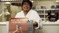 Groovy baby! Mike Myers keert terug als Dr. Evil in commercial én bevestigt eindelijk 'Austin Powers 4'