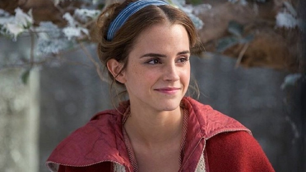 Emma Watson (34) verschijnt weer in het openbaar en blijft een plaatje om te zien