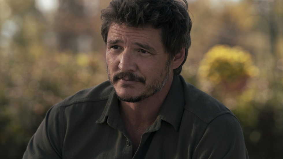 Pedro Pascal gaat in op die geruchten over Jennifer Aniston