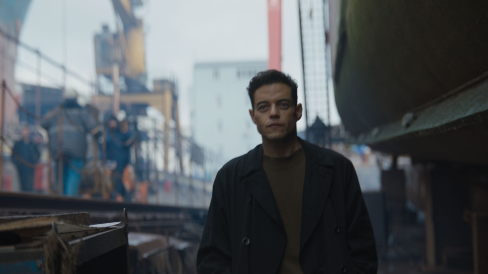 Rami Malek is geen stereotiepe actieheld in de trailer van 'The Amateur'