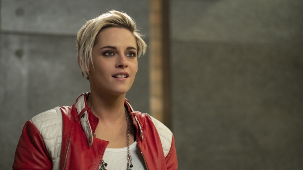 Kristen Stewart showt smeuïge tattoo: dit betekent de tekst op haar been
