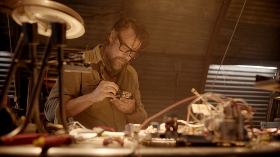 Lekker stevige actie in de trailer voor 'Off the Grid' met Josh Duhamel