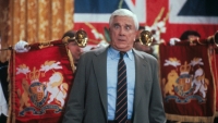 Genoten van 'The Naked Gun'? Kijk dan ook deze onweerstaanbare comedy