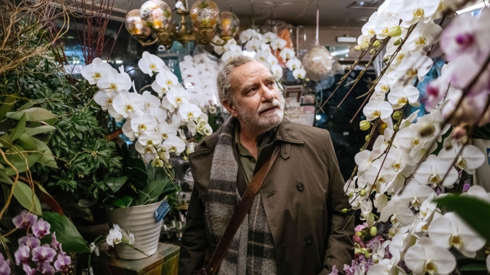 'Touch': nostalgische comfortfilm wisselt oriëntalistische clichés af met rake romantiek