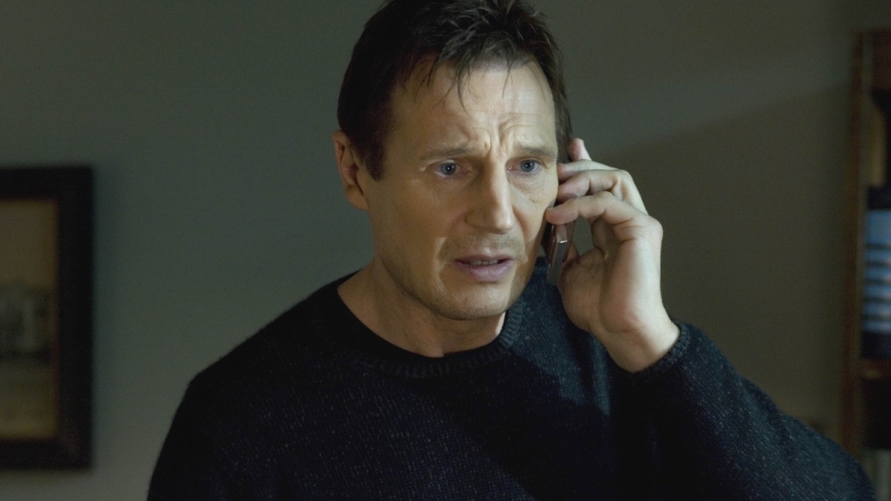 Emotionele Liam Neeson vraagt om hulp: "help me, en red de komediefilm"