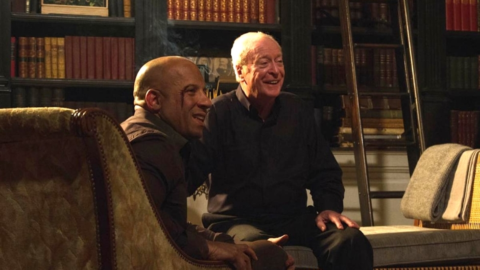 Foto: 92-jarige Michael Caine in rolstoel geduwd door 'Fast & Furious'-ster Vin Diesel