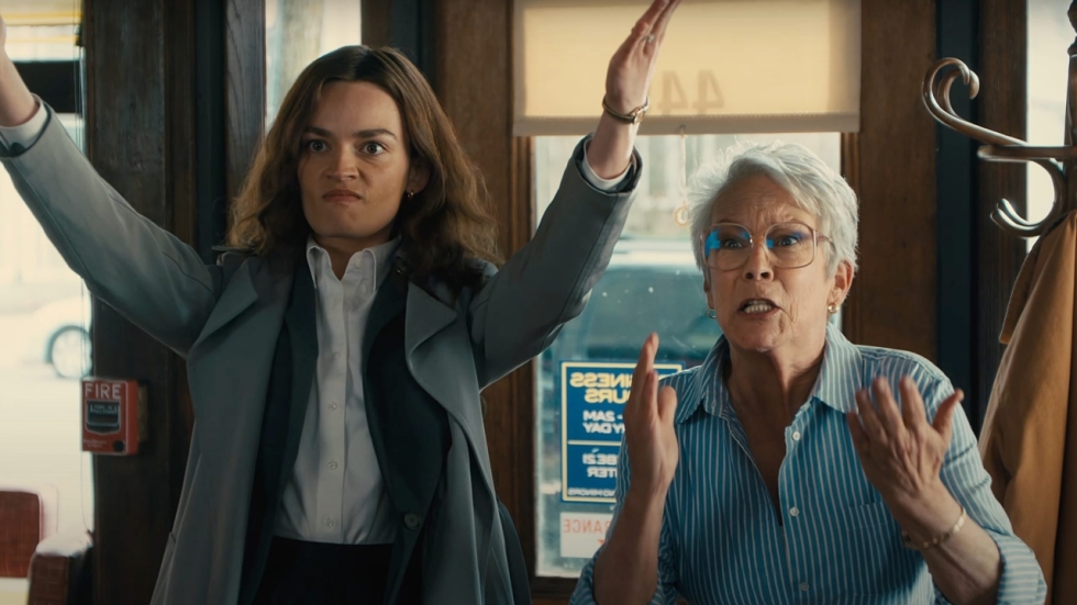 Chaos trailer voor 'Ella McCay' over "tikkende tijdbommen"