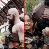 'The Dutch Giant' super indrukwekkend op de foto met fans als Kratos