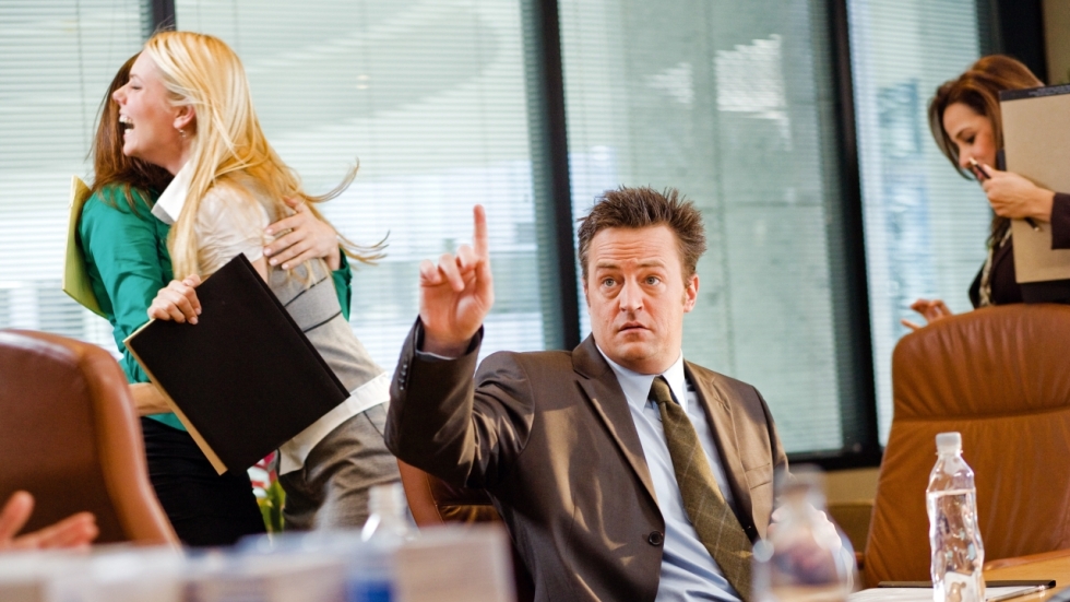 Alcoholproblemen? Dan kun je veel leren van Matthew Perry's vasthoudende aanpak