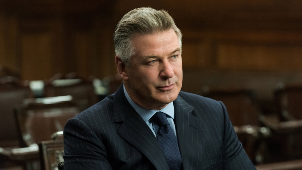 Bewijs: Alec Baldwin gooit 26 jaar jongere vrouw over de veranda: "heeft wat werk nodig"