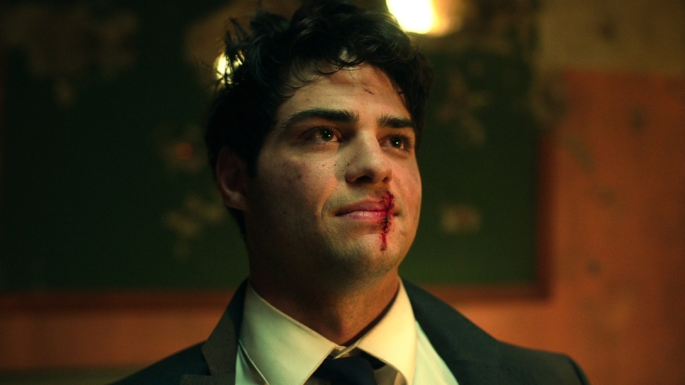 Noah Centineo showt spieren en lijkt helemaal klaar om John Rambo te spelen