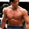 De eerste officiële foto uit de nieuwe 'Rocky', zonder Sylvester Stallone, in onthuld!