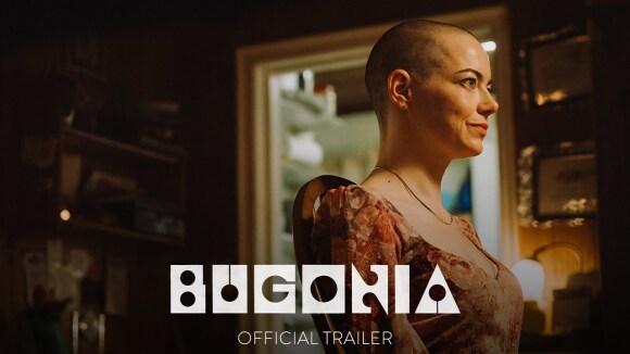 Emma Stone gaat voor haar derde Oscar in trailer 'Bugonia' van Yorgos Lanthimos (Poor Things)