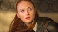 Eerste foto: Sophie Turner als 'iconische' Lara Croft zet sociale media in vuur en vlam