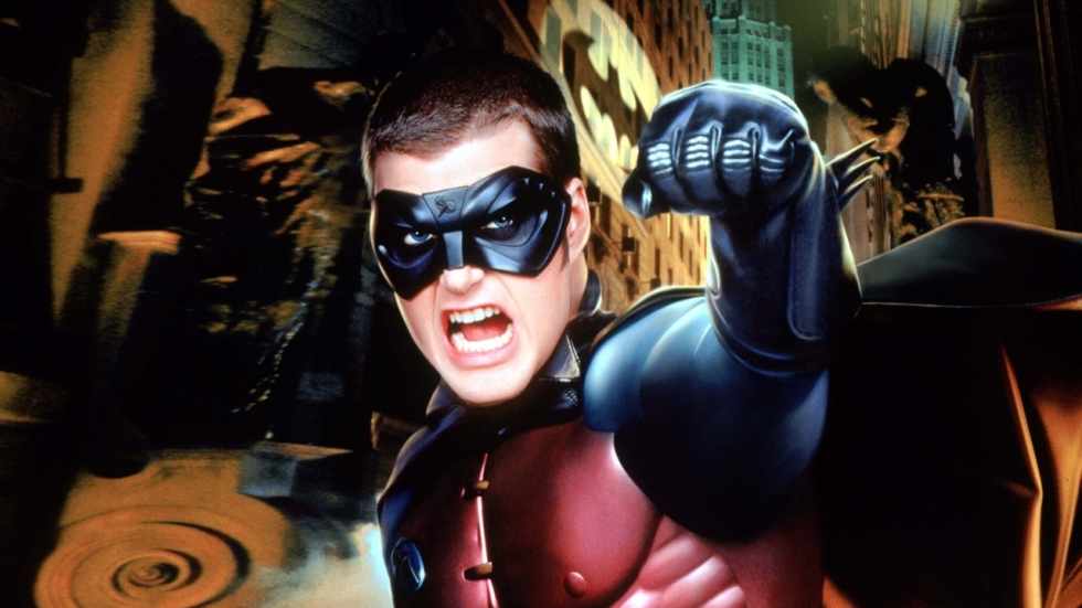 Tsunami aan setfoto's 'Clayface' hinten op Robin, tonen een bekende locatie en meer