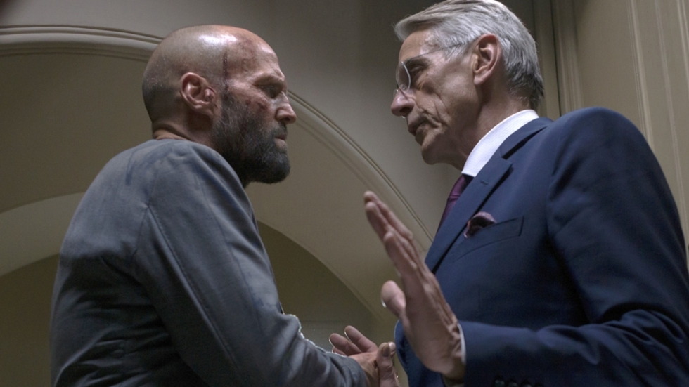 Jason Statham en Jeremy Irons zijn niet de enige die terugkeren in 'The Beekeeper 2'