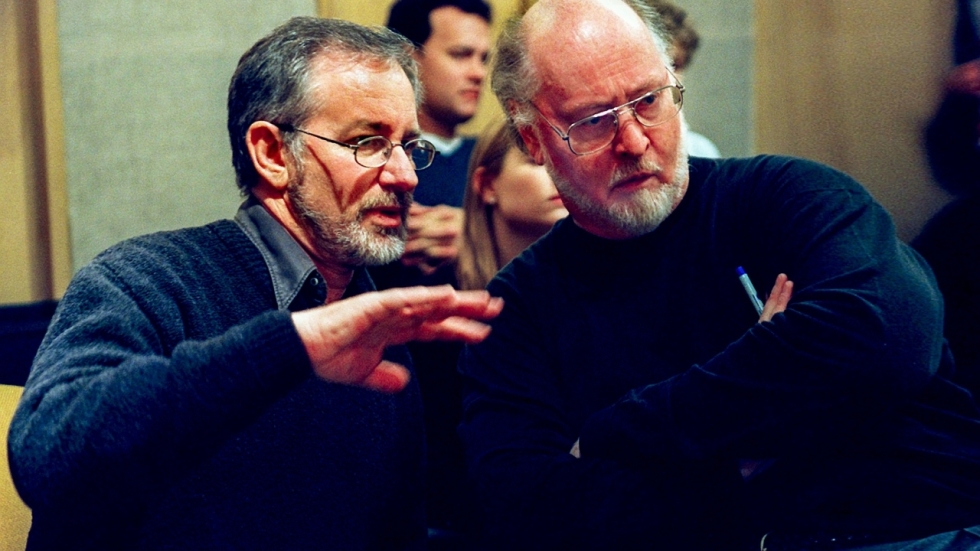 93-jarige Hollywood-legende stelt pensioen uit voor UFO-film van Steven Spielberg
