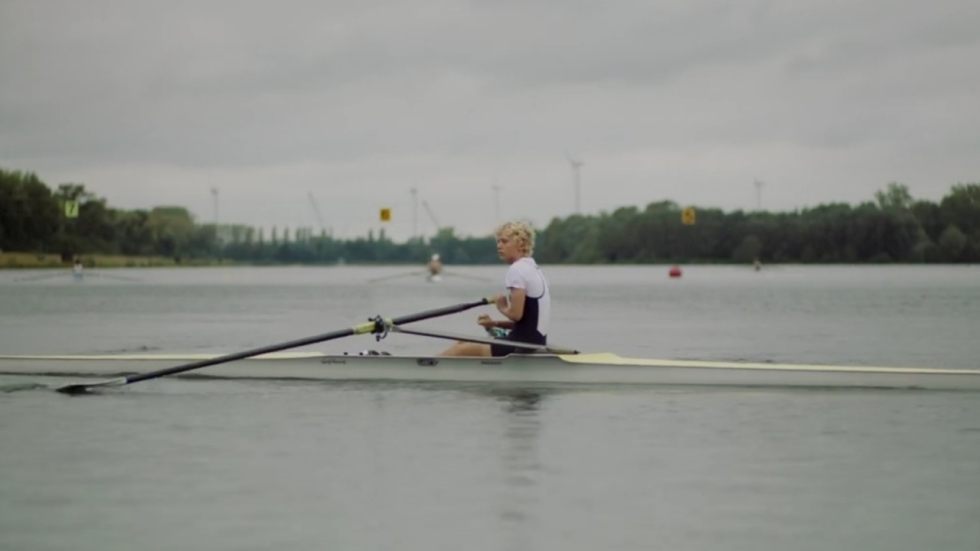 'Skiff' trailer: liefde en familie staan haaks op elkaar in nieuwe bioscoopfilm