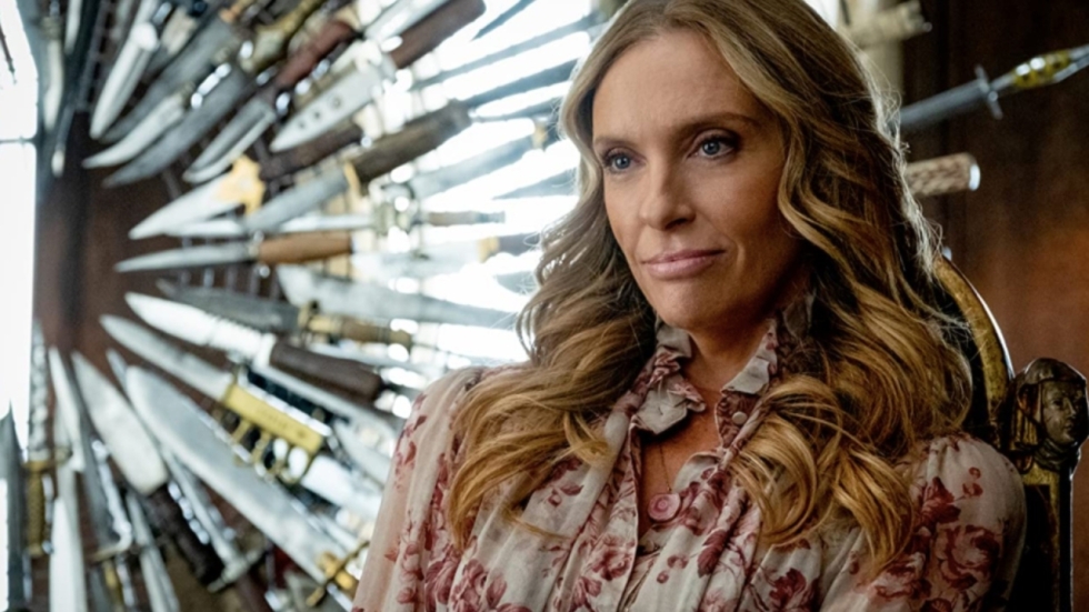 Toni Collette en Milly Alcock krijgen het bloedheet samen in thriller 'Hot Mother'