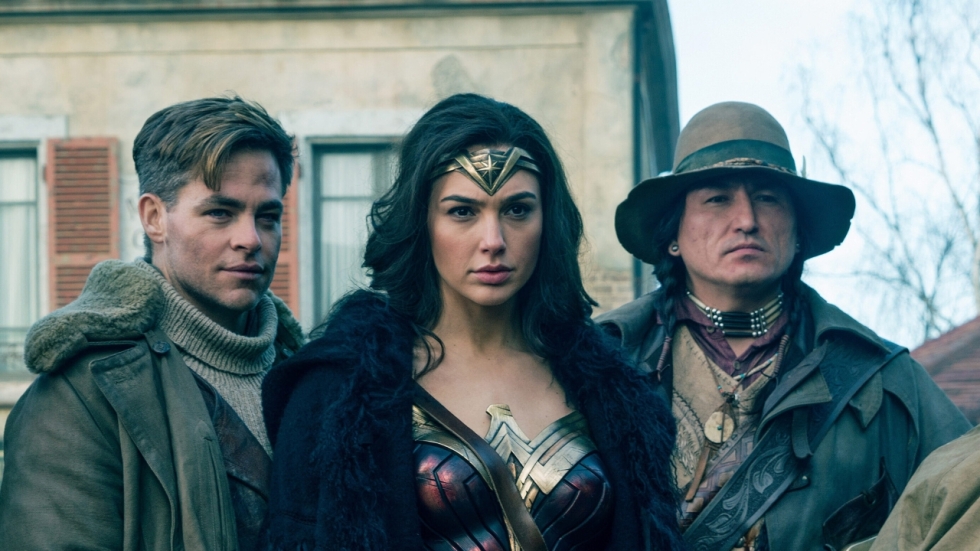 Zo heb je Wonder Woman nog nooit gezien: Zack Snyder deelt ongelooflijk stoere foto