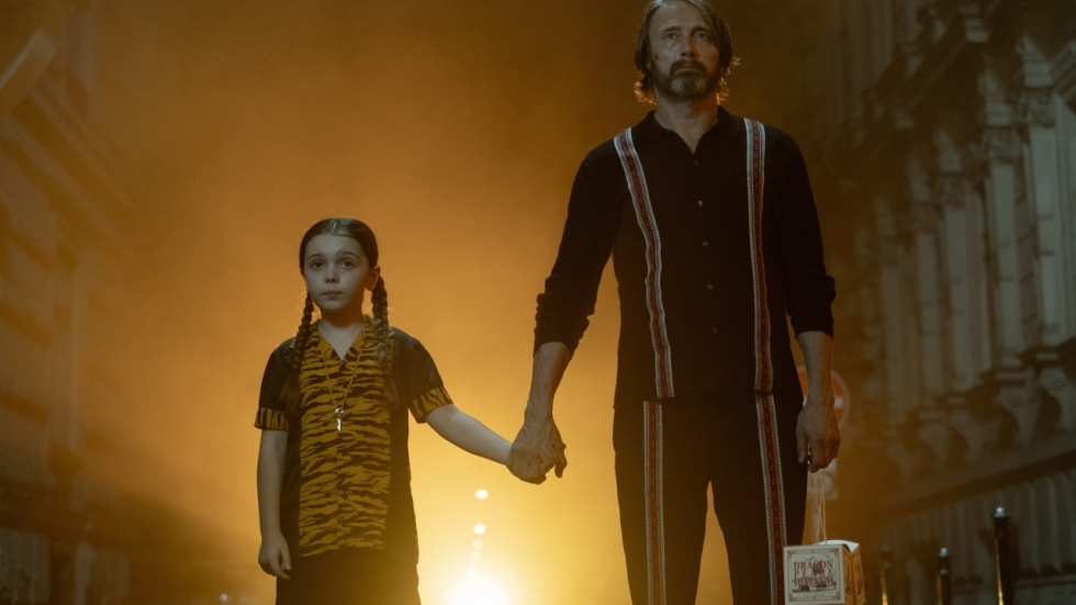 De fantasierijke en unieke monsterfilm 'Dust Bunny' zie je vanaf deze dag in de bioscoop