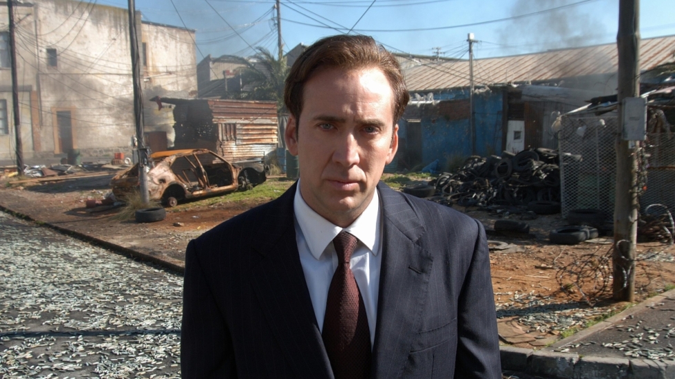 Nicolas Cage is totaal onherkenbaar als iconische American football coach in 'Madden'