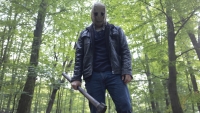 Vanaf vandaag kijk je thuis eindelijk naar de afsluiter van 'The Strangers'-trilogie