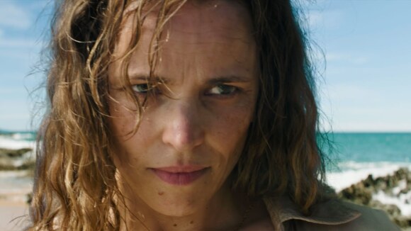 Waanzinnige trailer 'Send Help': survivalthriller van Sam Raimi draait volgende week al in de bioscoop