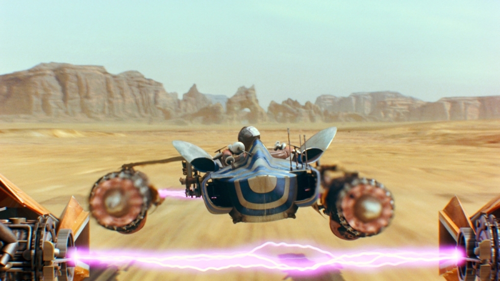 Als jongetje mocht hij de grootste schurk uit de filmgeschiedenis spelen, maar de haat van de fans dreef hem tot waanzin en een leven achter de tralies