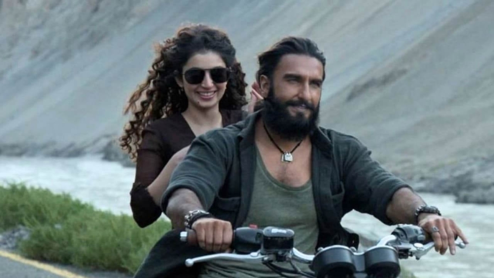 Zij maakt deze Bollywood-blockbuster een stuk mooier, waarom je meer zult gaan horen van Sara Arjun