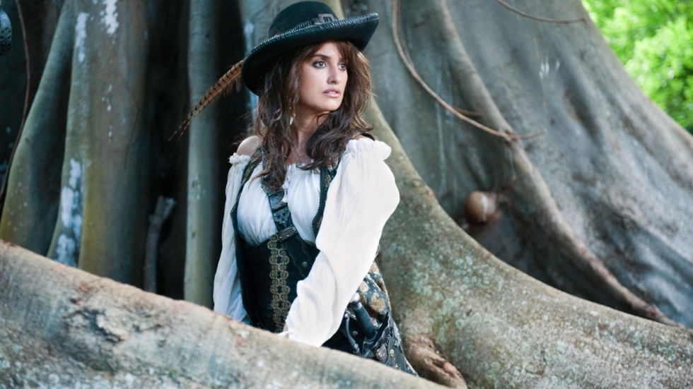 Het acterende zusje van Penélope Cruz zag je in 'Pirates' zonder dat je dat wist en is net zo adembenemend