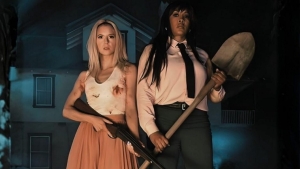 50 jaar geleden was het dé gamechanger, en nu is er de remake: Maak je borst maar nat voor 'Night of the Living Dead'