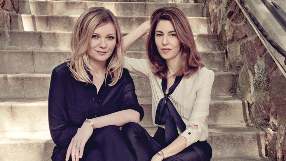 Huisarrest, helikopters en pasta: Romy Mars (18), dochter van Sofia Coppola, is de grappigste 'nepobaby' van Hollywood