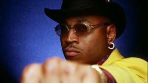 'Mama Said Knock You Out'! LL Cool J ging zo op in zijn filmrol dat hij tegenstander Jamie Foxx knock-out sloeg