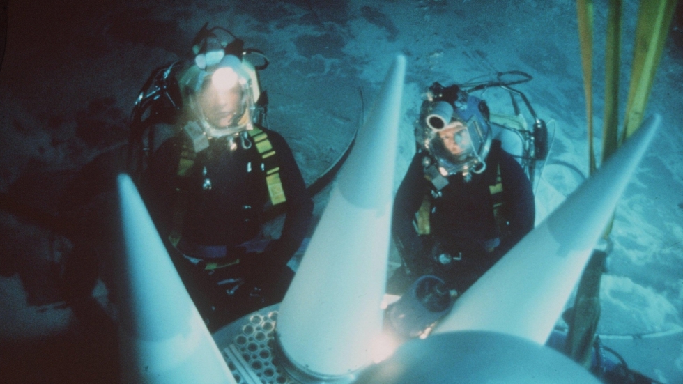 De cameraman in 'The Abyss' veegt de lens af, James Cameron laat het erin en jou is het nog nóóit opgevallen