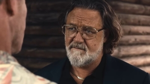 Russell Crowe zit weer eens midden in de ellende en is net Liam Neeson in zijn nieuwste film 'The Get Out'