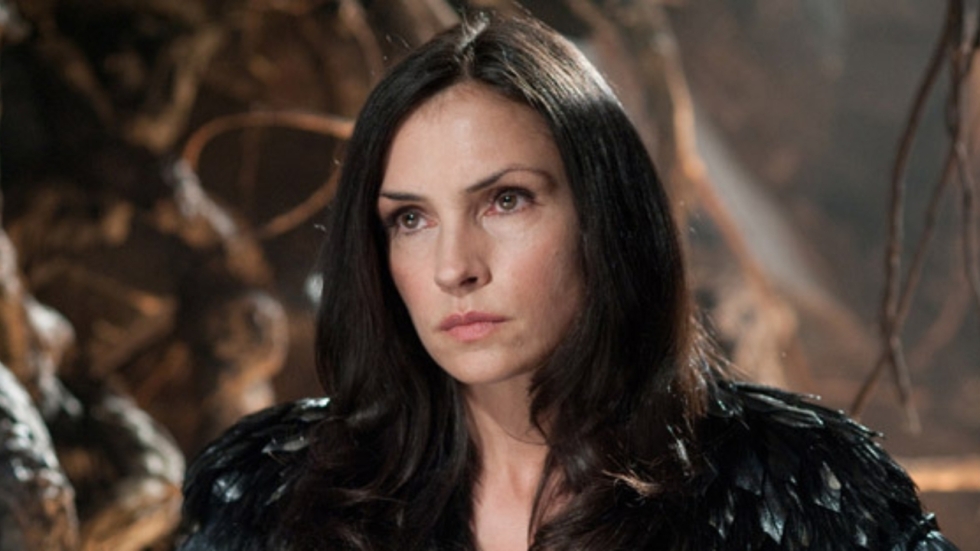 Famke Janssen zegt het recht voor zijn raap: ze werd uit 'X-Men' gezet omdat ze "te oud" was voor Hollywood