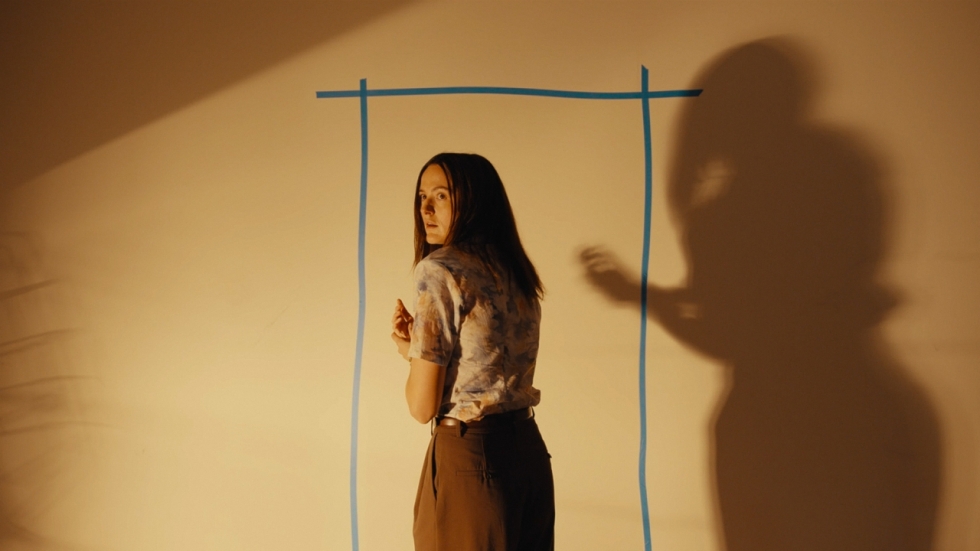 Je zou het niet direct verwachten, maar de film 'Backrooms' is écht een gigantisch succes