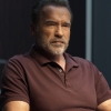 Hoe serieus is Arnold Schwarzenegger nog te nemen na deze trailer voor 'Courtroom Chaos'?