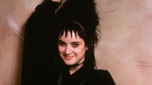 "Zak er maar lekker in": 'Stranger Things'-Winona Ryders wraak was zoet met dit iconisch mic-drop-moment