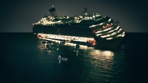 Shipwrecked: Nightmare at Sea