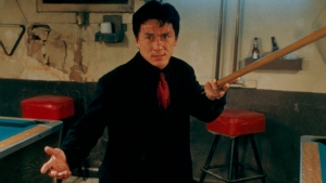 Jackie Chan gebruikt bepaalde bewegingen in bijna iedere film, maar daar zit een slimme reden achter