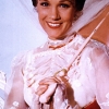"Ik voel me 50": Julie Andrews (90) ziet haar acteercarrière na 80 jaar als compleet: toch werkt ze aan nieuw materiaal