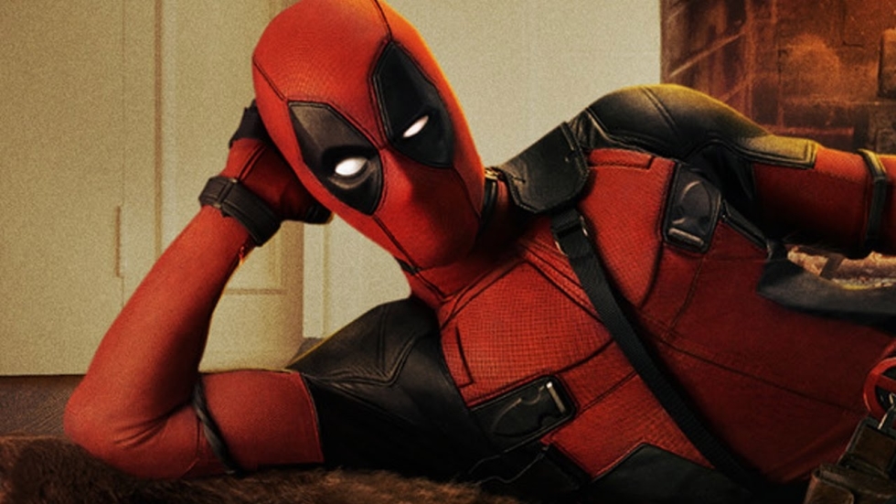 Ryan Reynolds speelt met zijn ballen in nieuwe promovideo 'Deadpool'