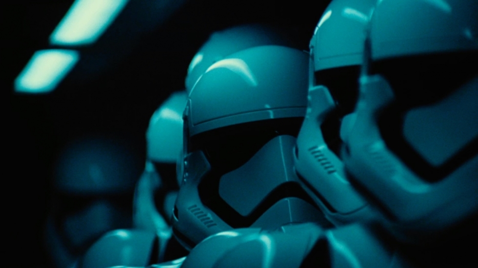 Nieuwe trailer & eerste officiële blik op Billie Lourd in 'Star Wars: The Force Awakens'