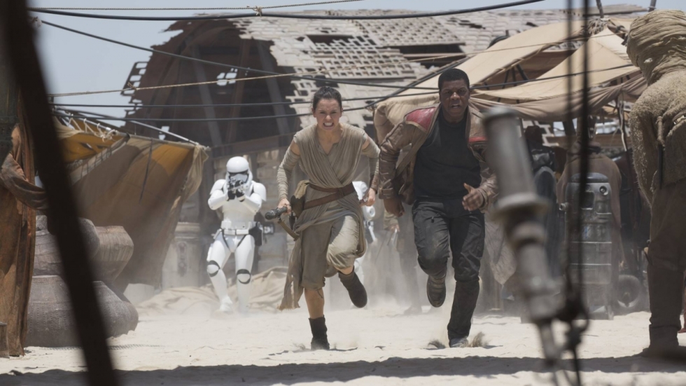 UPDATE: Supercut van de Star Wars: The Force Awakens trailers
