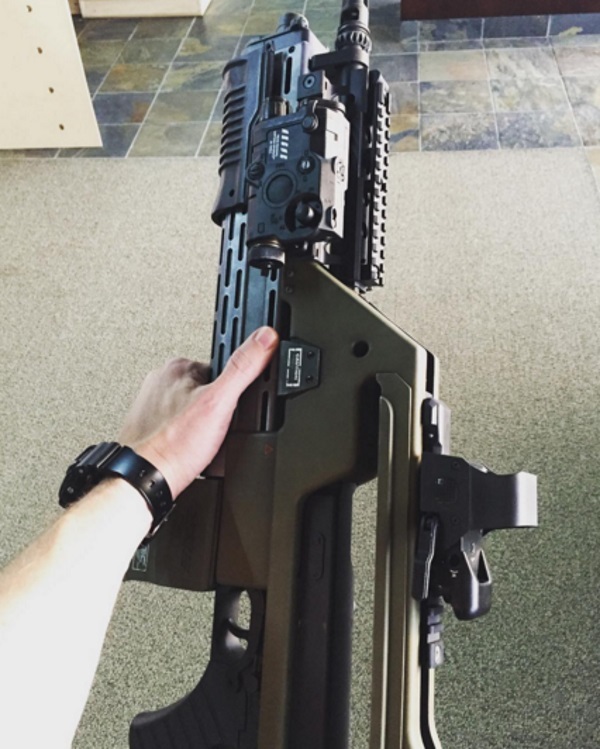 Neill Blomkamp onthult nieuwe Pulse Rifle 'Alien 5'