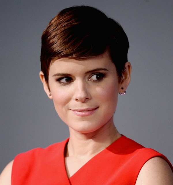 Kate Mara's vader waardeert haar nieuwe kapsel niet