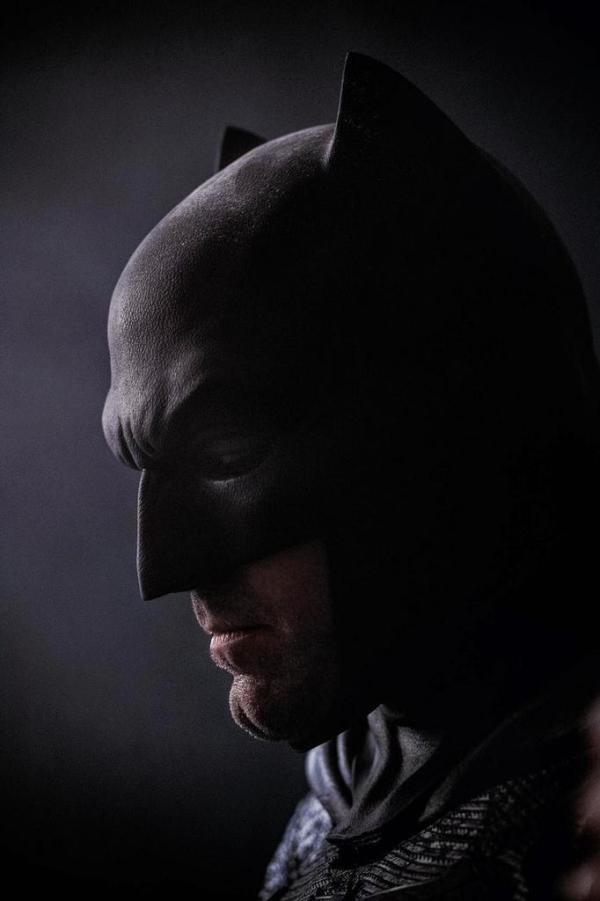 Teaser trailer 'Batman v Superman: Dawn of Justice' verschijnt volgende maand